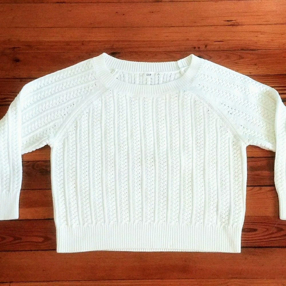 GAP White Cable Knit Sweater